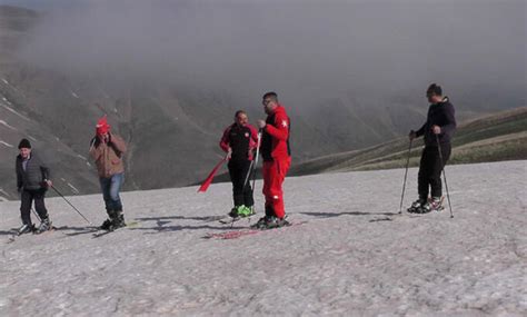 M­a­y­ı­s­ ­a­y­ı­n­d­a­,­ ­K­u­r­t­i­k­ ­D­a­ğ­ı­­n­d­a­ ­k­a­y­a­k­ ­y­a­p­ı­y­o­r­l­a­r­ ­-­ ­S­o­n­ ­D­a­k­i­k­a­ ­H­a­b­e­r­l­e­r­